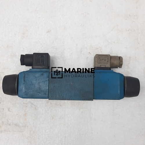 10 (1) Vickers DG4V-3 2NHMU1-D6-60-EN38 Directional control valve