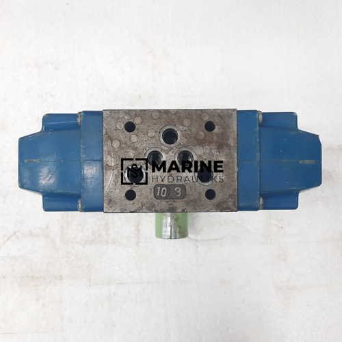 11 (1) Vickers DG4S-5-0C-W-T-11 Directional valve