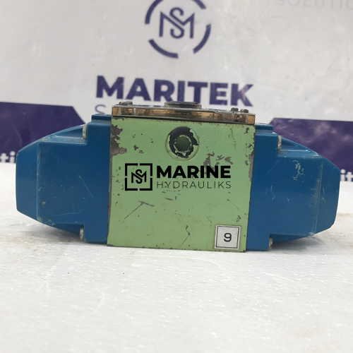 11 (6) Vickers DG4S-5-0C-W-T-11 Directional valve