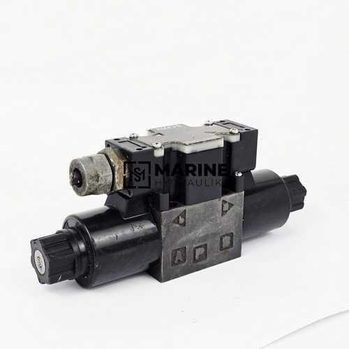 12 (1) Nachi SS-G01-C5-GR-C1-12 Directional control valve