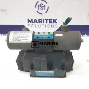 Eaton Vickers DG4V-3S-6C-M-X2-ER4-60 Directional control valve