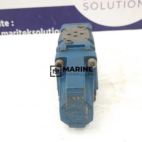 35 (1) Rexroth 4WRZ 10 W50-70/6EG24N9ETK4/M Proportional Directional Valve