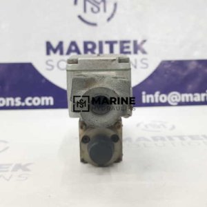 Mannesmann Rexroth 4WE-6-D53/BG24NEX Directional control valve
