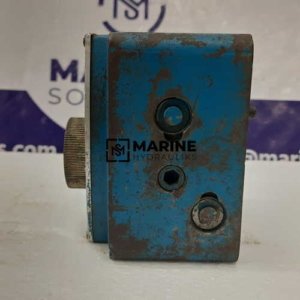 Sperry Vickers FCG 03 28 22UG Hydraulic flow control valve