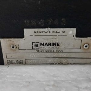 Vickers DG5S-H8-2A-T-M-U-B5-50 Hydraulic directional solenoid valve