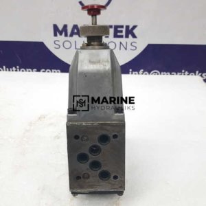 Kawasaki Rexroth 4WE10D-K10/LW100ND Hydraulic directional control valve