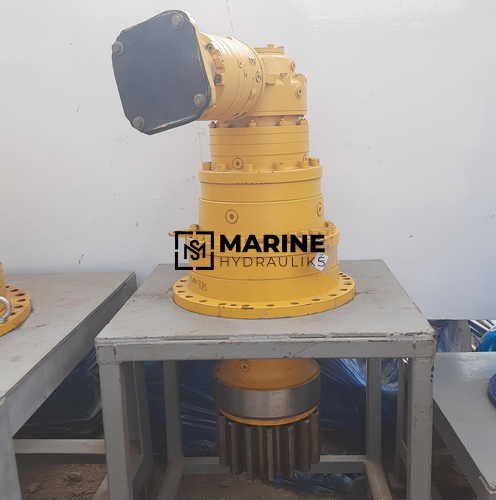 Brevini 012FRR4V003 Hydraulic swing motor and gearbox assembly