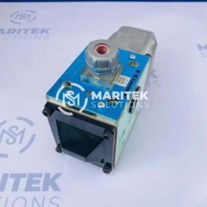 Kawasaki DE10P-10-204-DA100 AI-I 93 Solenoid Valve