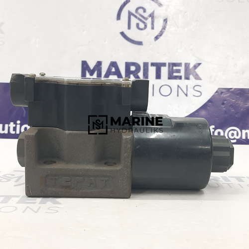 24 (4) Yuken DSG-03-2B2A-A120-50 Hydraulic Directional Valve